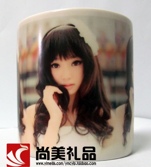 黑色花把骨瓷变色杯变色后效果