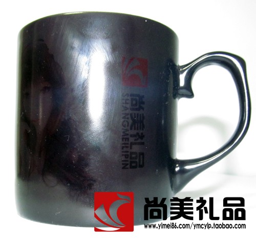 黑色花把骨瓷变色杯未变色前效果