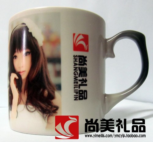 黑色花把骨瓷变色杯变色后效果