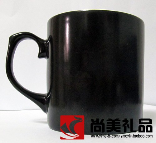 黑色花把骨瓷变色杯未变色前效果